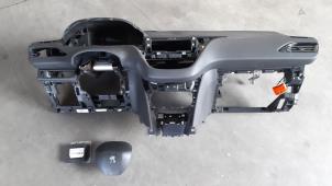 Gebruikte Airbag set + dashboard Peugeot 208 I (CA/CC/CK/CL) 1.0 Vti 12V PureTech Prijs € 949,85 Inclusief btw aangeboden door Autohandel Didier