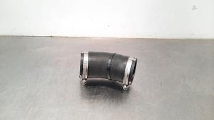 Gebruikte Intercooler Slang Landrover Range Rover Evoque (LVJ/LVS) 2.0 D 150 16V Prijs € 18,15 Inclusief btw aangeboden door Autohandel Didier