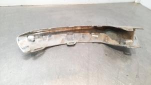 Gebruikte Bumperdeel links-voor Mercedes GLE Prijs € 133,10 Inclusief btw aangeboden door Autohandel Didier