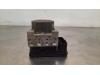 ABS Pomp van een Peugeot 208 I (CA/CC/CK/CL), 2012 / 2019 1.0 Vti 12V PureTech, Hatchback, Benzine, 999cc, 50kW (68pk), FWD, EB0; ZMZ, 2012-03 / 2019-12, CAZMZ; CCZMZ 2016