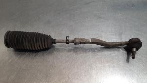 Gebruikte Spoorstang links Peugeot 208 I (CA/CC/CK/CL) 1.0 Vti 12V PureTech Prijs € 48,40 Inclusief btw aangeboden door Autohandel Didier