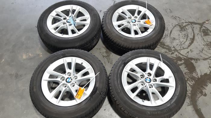 Set of wheels + tyres BMW 2-Serie