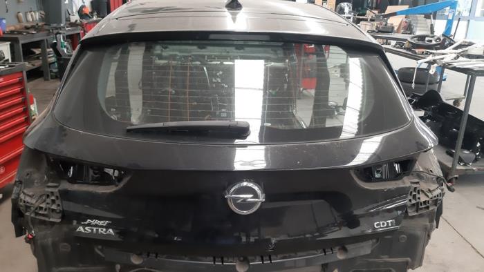 Tylna klapa Opel Astra