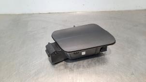 Gebruikte Tank Klep Peugeot 3008 II (M4/MC/MJ/MR) 1.6 16V HYbrid 225 Prijs € 36,30 Inclusief btw aangeboden door Autohandel Didier