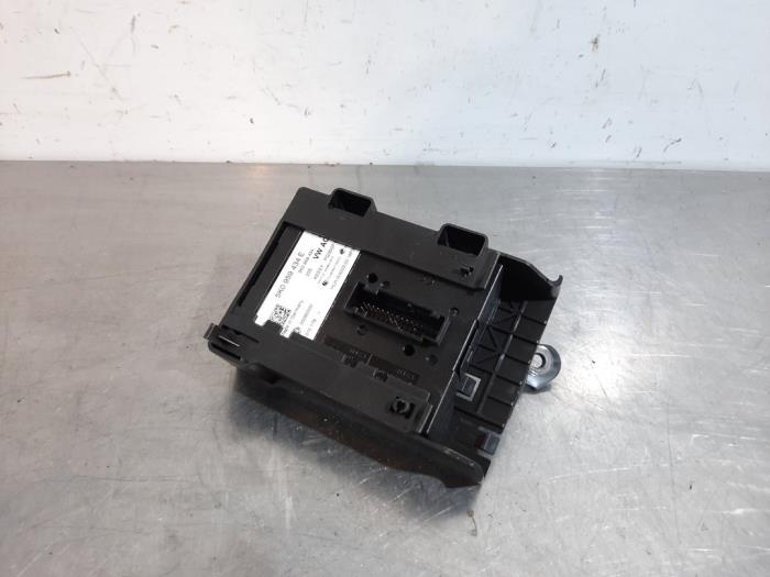 Central door locking module Volkswagen Tiguan