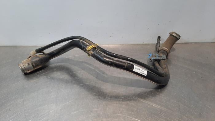 Tube de remplissage réservoir à essence Opel Astra