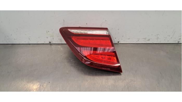 Luz trasera izquierda Mercedes GLE