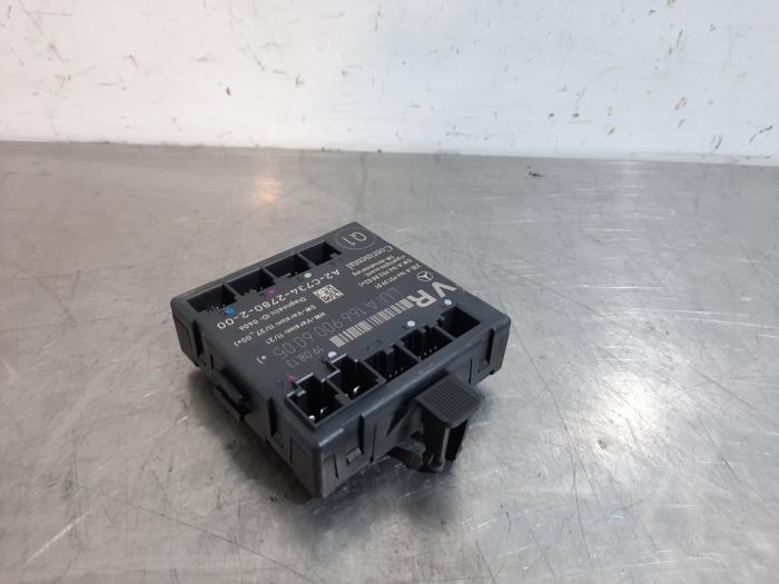 Module verrouillage central des portes Mercedes CLA