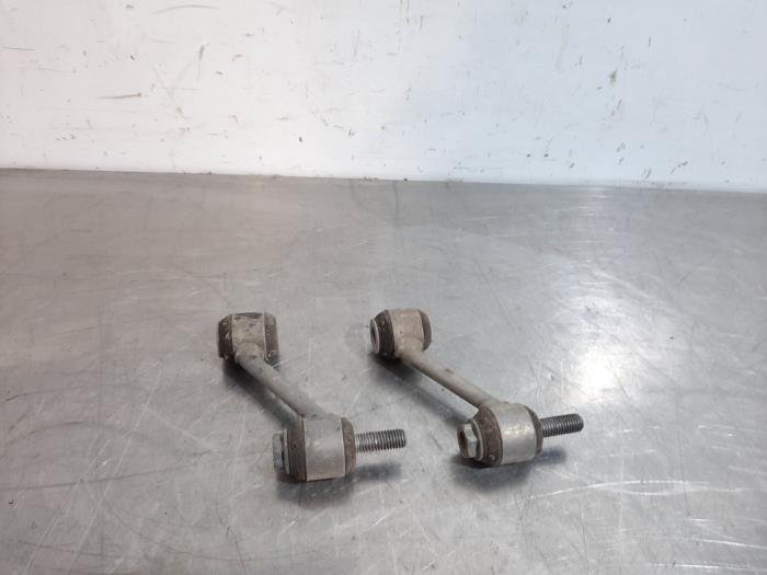 Guide barre stabilisatrice Mercedes CLA