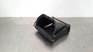 Gebruikte Luchtgeleider Mercedes GLE (V167) 450 EQ Boost 3.0 24V 4-Matic Prijs € 36,30 Inclusief btw aangeboden door Autohandel Didier