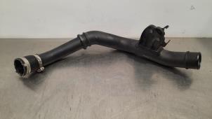 Gebruikte Intercooler Buis Ford Transit Custom 2.0 TDCi 16V Eco Blue 170 Prijs € 30,25 Inclusief btw aangeboden door Autohandel Didier