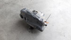 Gebruikte Adblue tank Iveco New Daily VI 33S16, 35C16, 35S16 Prijs € 647,35 Inclusief btw aangeboden door Autohandel Didier