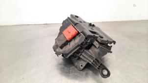 Gebruikte Zekeringkast Mercedes C (C205) C-180 1.6 16V Prijs € 66,55 Inclusief btw aangeboden door Autohandel Didier