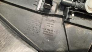 Gebruikte Bumpersteun midden-achter Mercedes C (C205) C-180 1.6 16V Prijs € 66,55 Inclusief btw aangeboden door Autohandel Didier