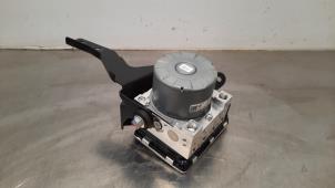 Gebruikte ABS Pomp Mitsubishi ASX 2.0 MIVEC 16V 4x4 Prijs € 266,20 Inclusief btw aangeboden door Autohandel Didier