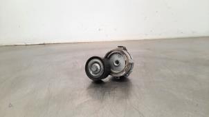 Gebruikte Spanrol Multiriem Opel Grandland (X) 1.2 Turbo 12V Prijs € 30,25 Inclusief btw aangeboden door Autohandel Didier