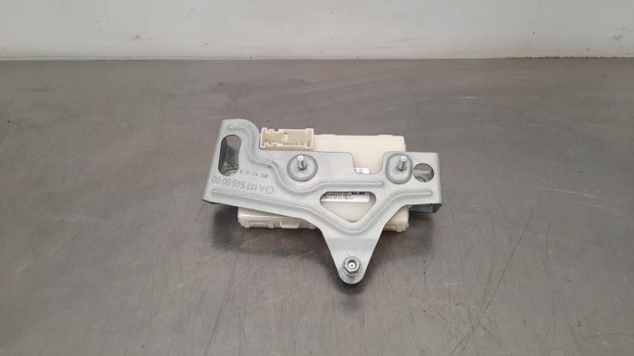 Module véhicule sans clés Mercedes CLA
