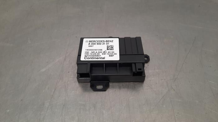 ADM brandstof module van een Mercedes-Benz CLA (117.3) 1.6 CLA-180 16V 2019