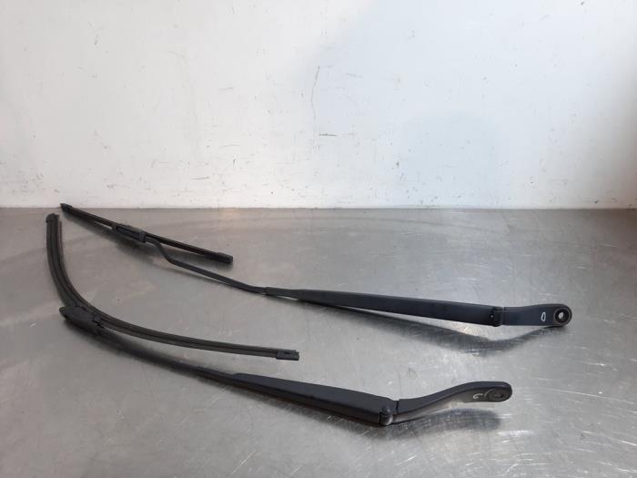 Bras essuie-glace avant Citroen C3