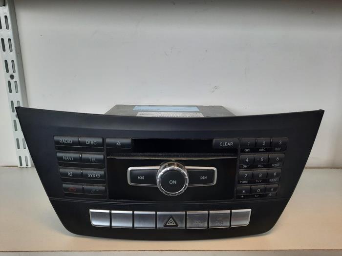 Radio Mercedes C-Klasse