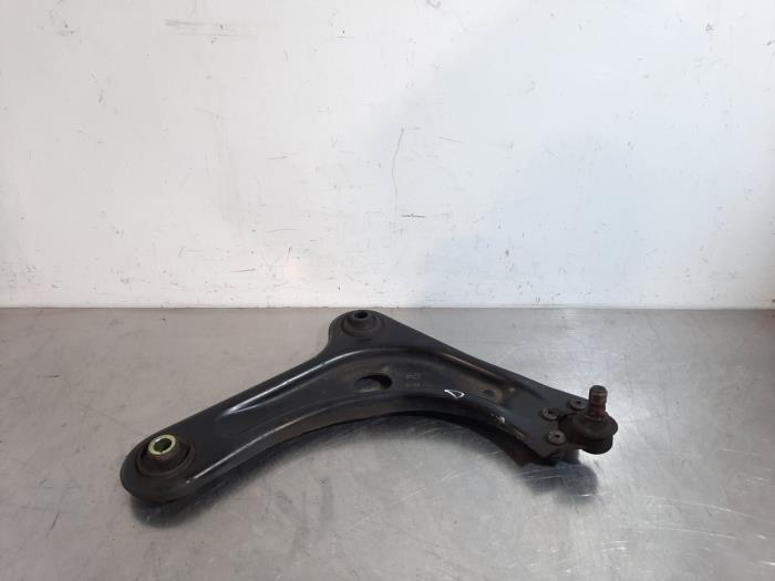 Bras de suspension avant droit Citroen C3