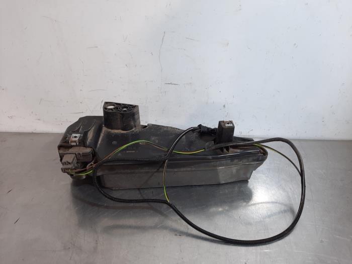 Réservoir Adblue Peugeot 2008