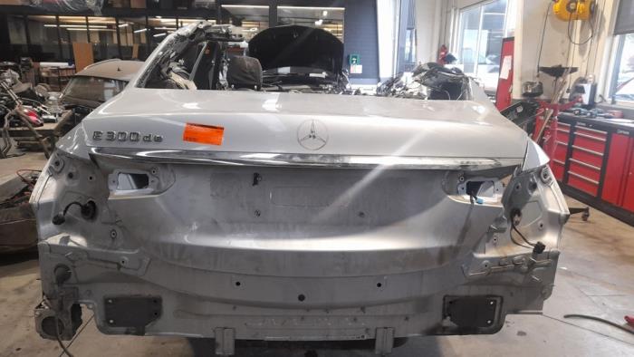 Tylna klapa Mercedes E-Klasse