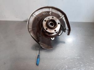 Gebruikte Fusee links-achter BMW 7 serie (E65/E66/E67) 730d 24V Prijs € 121,00 Inclusief btw aangeboden door Autohandel Didier