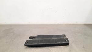 Gebruikte Afdekplaat diversen BMW X5 (G05) xDrive 45 e iPerformance 3.0 24V Prijs € 18,15 Inclusief btw aangeboden door Autohandel Didier