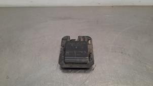 Gebruikte Radar sensor Mercedes E (W213) E-300de 2.0 Turbo 16V Prijs € 199,65 Inclusief btw aangeboden door Autohandel Didier