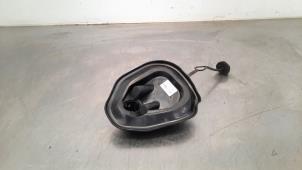 Gebruikte Versnellingsbak schakelrubber Peugeot 2008 (UD/UK/UR/US/UX) 1.5 BlueHDi 130 Prijs € 18,15 Inclusief btw aangeboden door Autohandel Didier