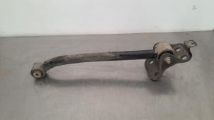 Gebruikte Draagarm links-achter Fiat 500X (334) 1.0 FireFly Turbo 114 12V Prijs € 36,30 Inclusief btw aangeboden door Autohandel Didier