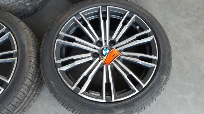 Velgen set + banden - Autohandel Didier | Onderdelenlijn.nl