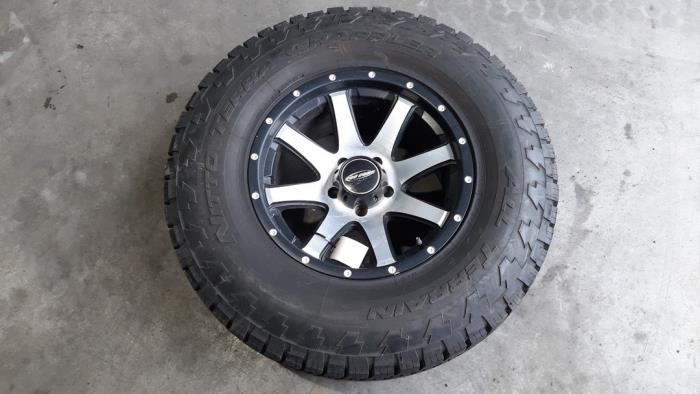 Velg + Band Jeep Wrangler