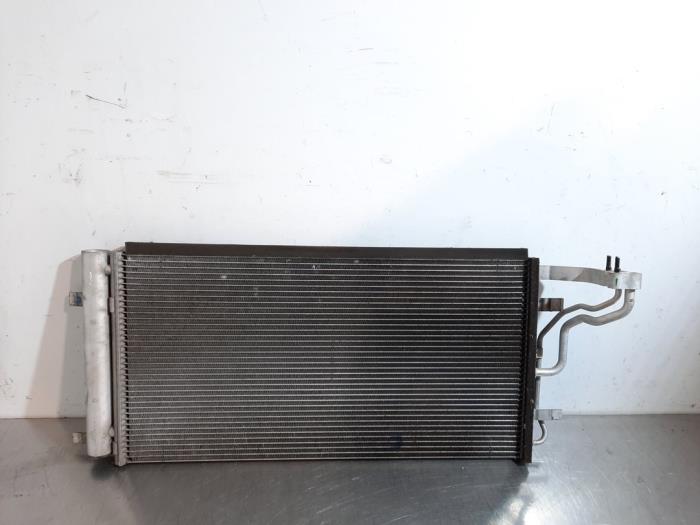 Airco Condensor van een Hyundai i30 (PDEB5/PDEBB/PDEBD/PDEBE) 1.6 CRDi 16V VGT 2017