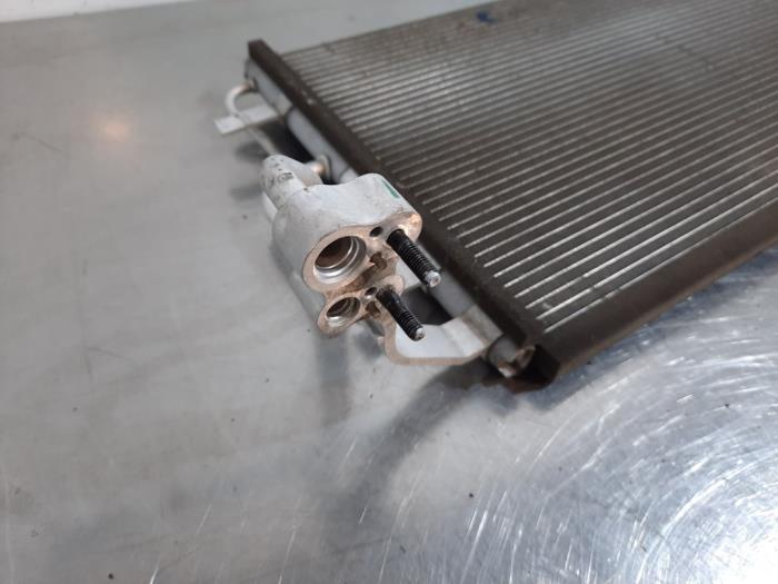 Airco Condensor van een Hyundai i30 (PDEB5/PDEBB/PDEBD/PDEBE) 1.6 CRDi 16V VGT 2017