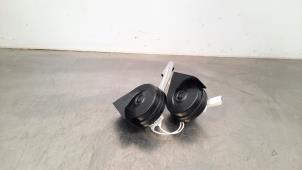 Gebruikte Claxon Citroen C5 Aircross I (A4/AC/AJ/AR) 1.5 Blue HDi 130 16V Prijs € 30,25 Inclusief btw aangeboden door Autohandel Didier