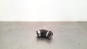 Gebruikte Intercooler Slang Mercedes A (177.0) 1.5 A-180d Prijs € 24,20 Inclusief btw aangeboden door Autohandel Didier