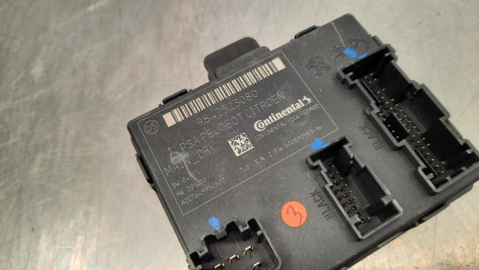 Module verrouillage central des portes Peugeot 308