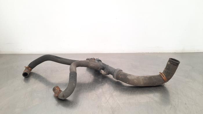 Radiator hose Opel Vivaro