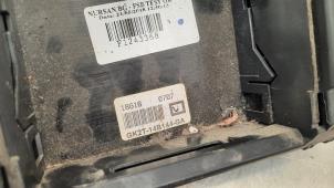 Gebruikte Zekering Ford Transit 2.0 TDCi 16V Eco Blue 130 Prijs € 54,45 Inclusief btw aangeboden door Autohandel Didier