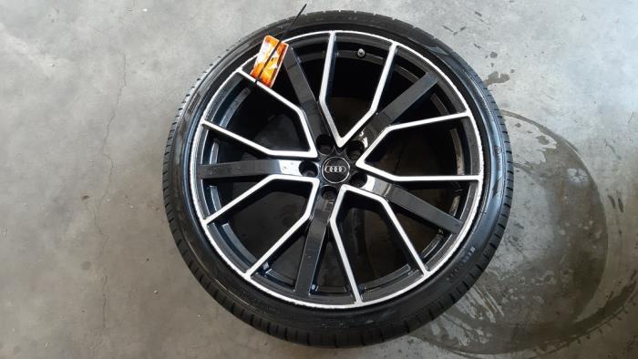 Wheel + tyre Audi RS6