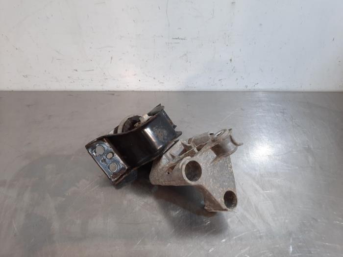 Support moteur Nissan NV200