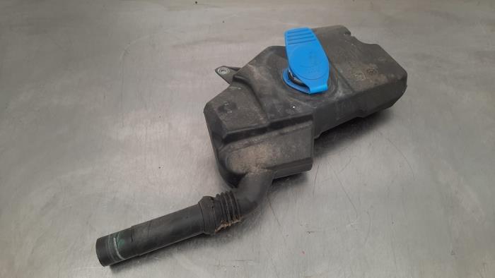 Réservoir lave-glace avant Audi RS6