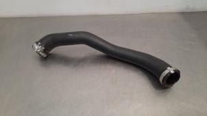 Gebruikte Intercooler Slang Peugeot 308 SW (L4/L9/LC/LJ/LR) 1.5 BlueHDi 130 Prijs € 48,40 Inclusief btw aangeboden door Autohandel Didier