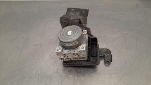 Gebruikte ABS Pomp Volkswagen Passat Variant (3G5) 2.0 TDI 16V 190 4Motion Prijs € 266,20 Inclusief btw aangeboden door Autohandel Didier