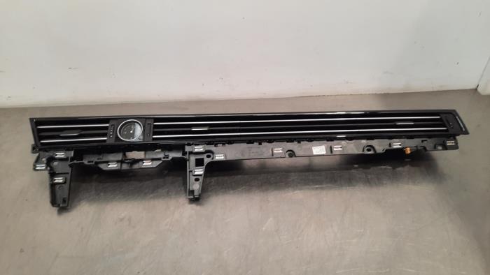 Dashboard vent Volkswagen Passat