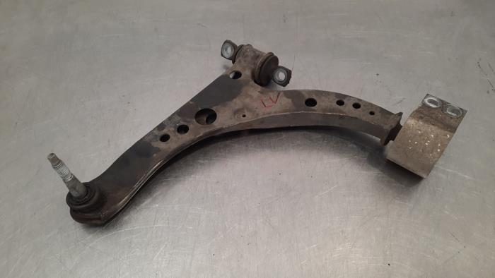 Bras de suspension avant gauche Opel Astra
