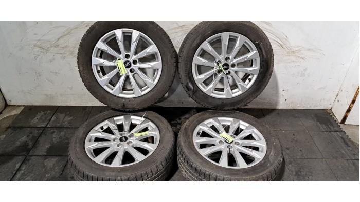 Juego de llantas y neumáticos Audi Q3