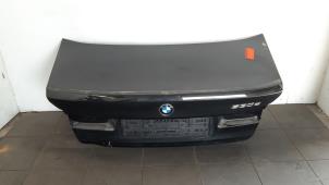 Gebruikte Achterklep BMW 5 serie (G30) 530e iPerformance Prijs € 447,70 Inclusief btw aangeboden door Autohandel Didier